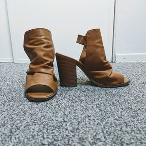 by Report, Block Heel Slingback Sandal